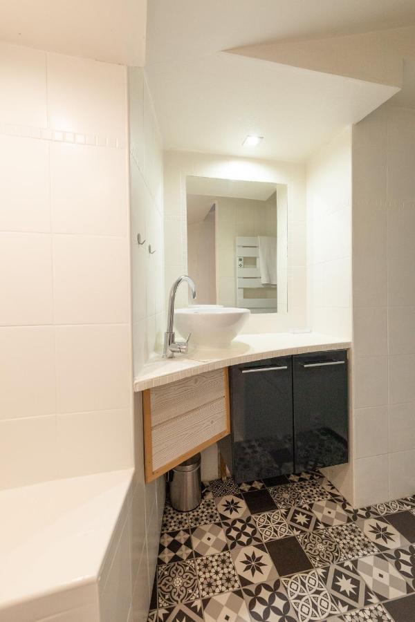 La Parenthese Appartement Familial - Centre-Ville - Calme - Wifi - T2 Vannes Zewnętrze zdjęcie